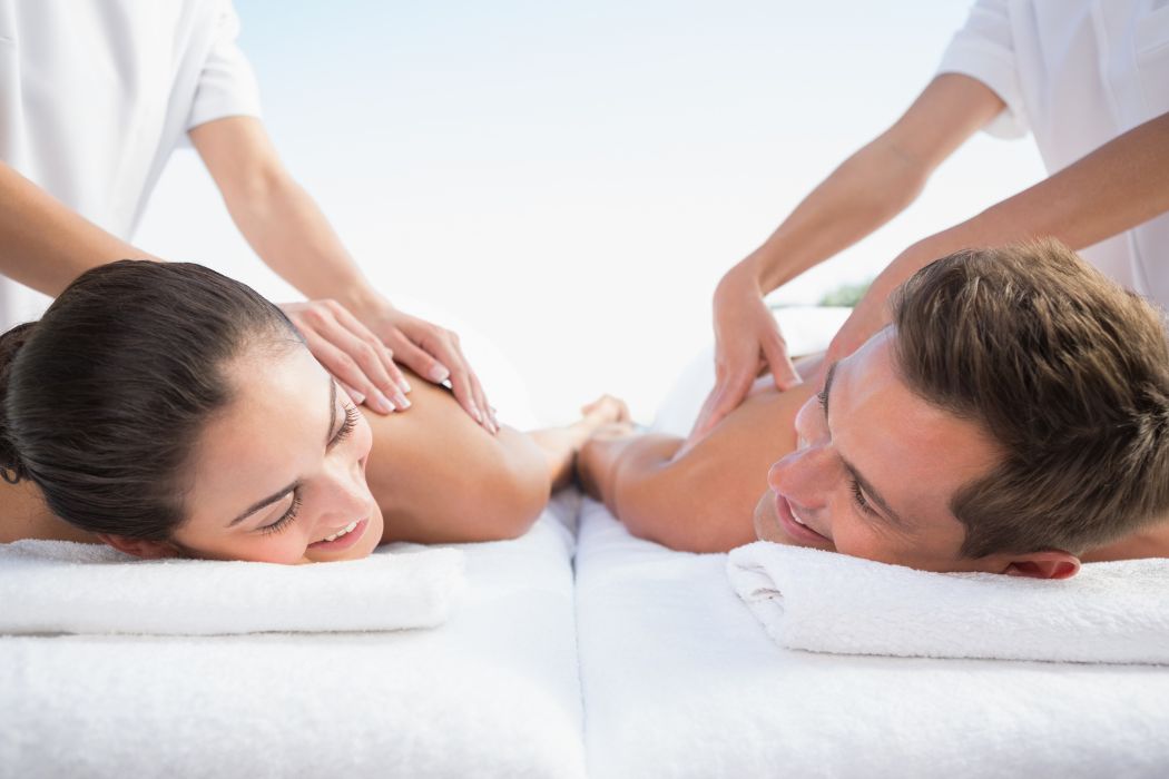 Giao diện đặt lịch massage trực tuyến dễ sử dụng trên website Baknin Massage